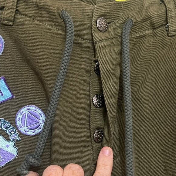 Siberia Hills Green Patches Button Closure Cargo Pants Modern Casual - Picture 5 of 14